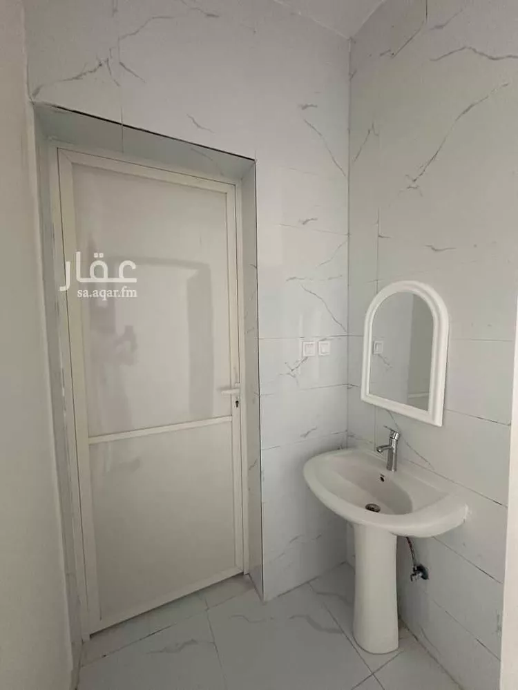 فيلا للبيع في شارع المقداد بن عمرو ، حي النهضة ، عفيف ، عفيف 6