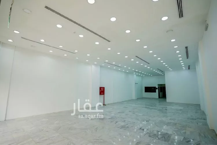 محل للإيجار في شارع الامير عبدالعزيز بن مساعد بن جلوي, حي المربع, مدينة الرياض, منطقة الرياض صورة 4