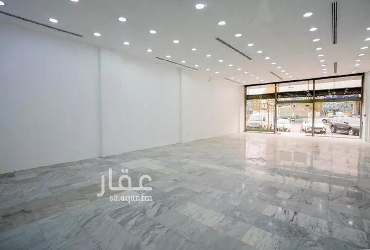محل للإيجار في شارع الامير عبدالعزيز بن مساعد بن جلوي, حي المربع, مدينة الرياض, منطقة الرياض صورة 3