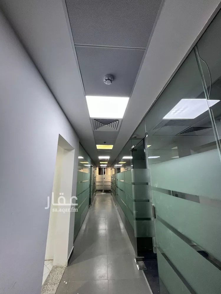 مكتب تجاري للإيجار في شارع خريص الفرعي, حي النسيم الغربي, مدينة الرياض, منطقة الرياض صورة 4