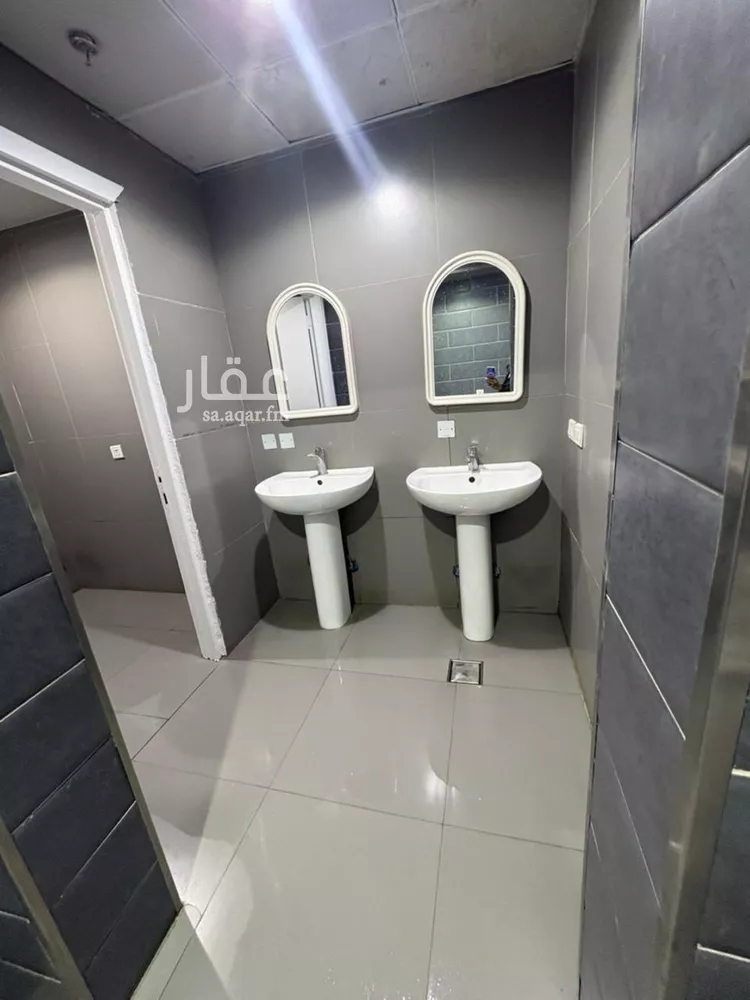 مكتب تجاري للإيجار في شارع خريص الفرعي, حي النسيم الغربي, مدينة الرياض, منطقة الرياض صورة 5