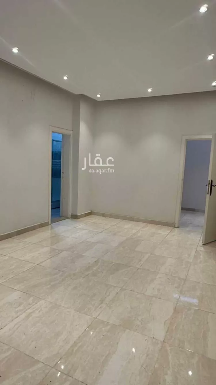 شقة للإيجار في شارع زين الدين احمد ، حي العيون ، المدينة المنورة ، منطقة المدينة المنورة