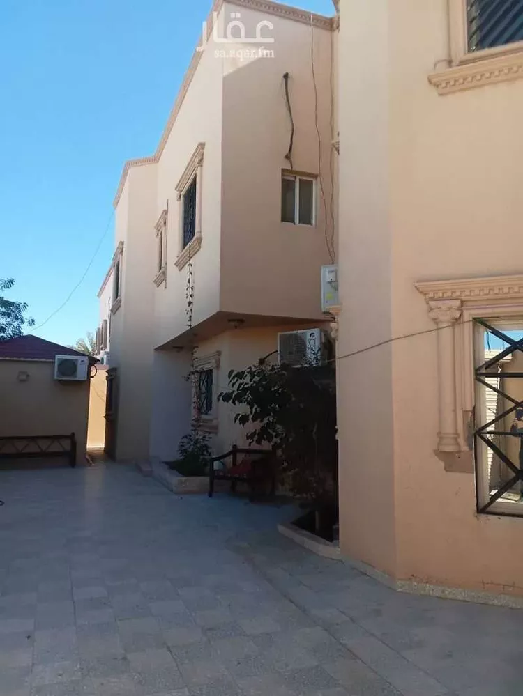 فيلا للبيع في شارع حسن بن عبدالباقي, حي السويدي الغربي, مدينة الرياض, منطقة الرياض صورة 3