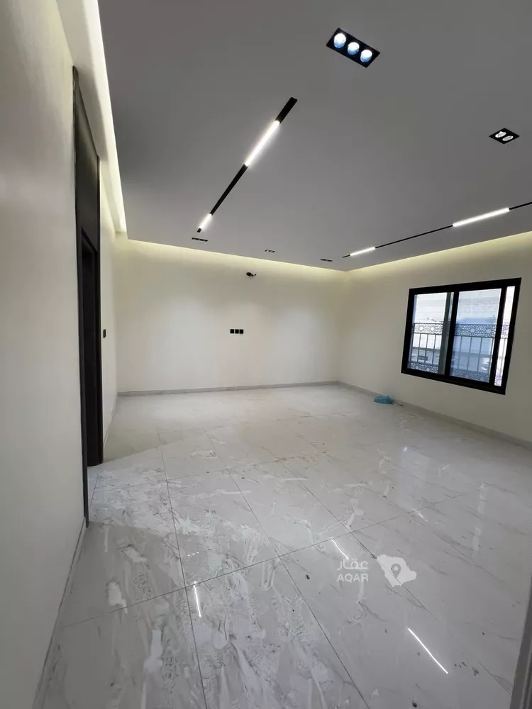 Apartment for Sale in Dammam Badr 6