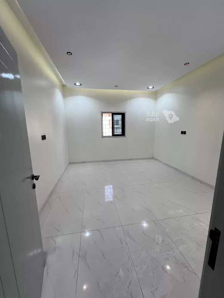 Apartment for Sale in Dammam Badr 8