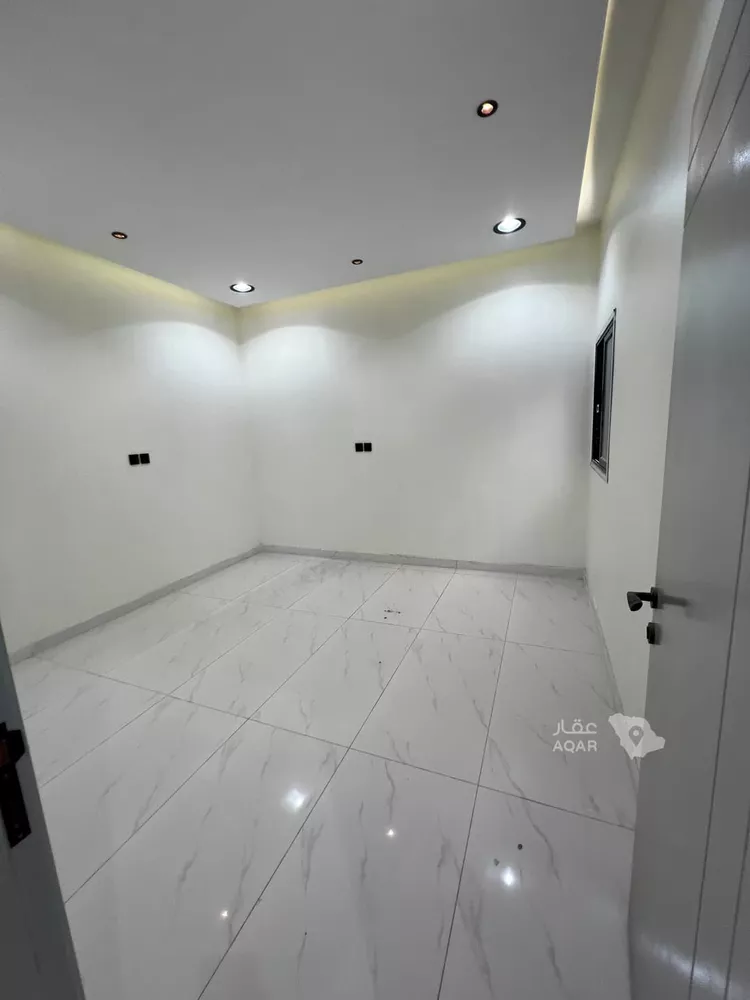 Apartment for Sale in Dammam Badr 4