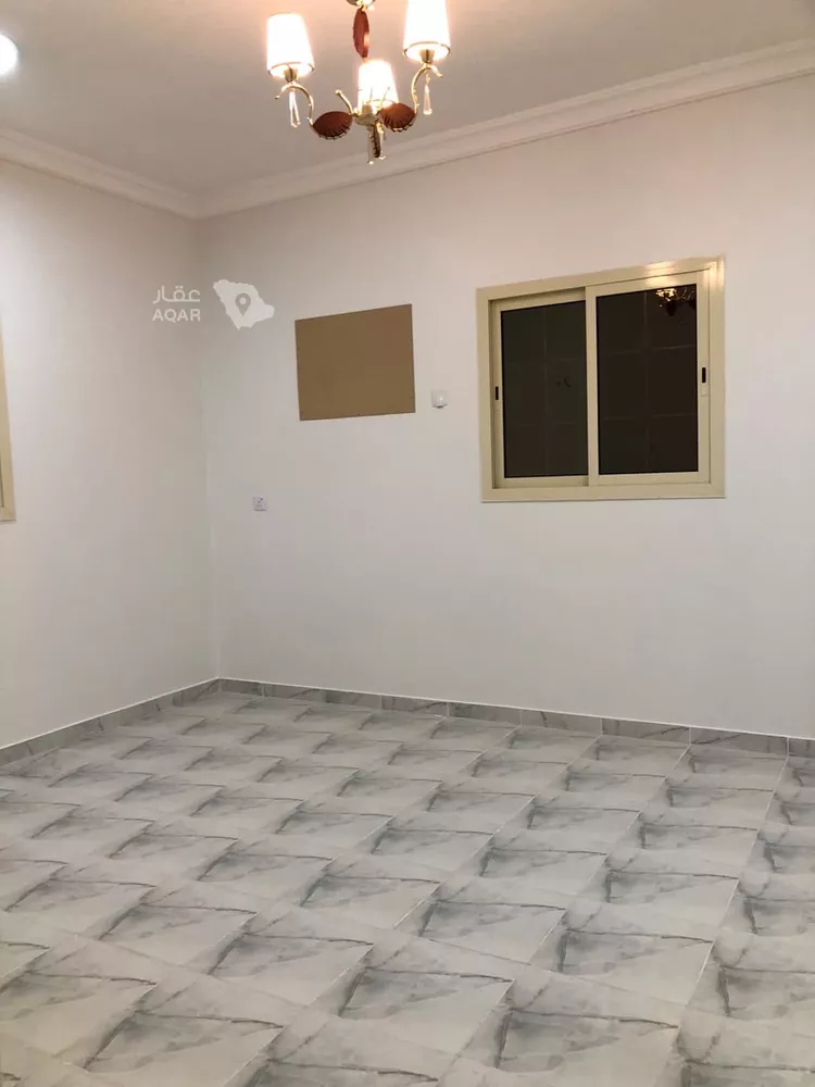 شقة للإيجار في شارع صالح الانصاري ، حي المروج ، تبوك ، منطقة تبوك 3