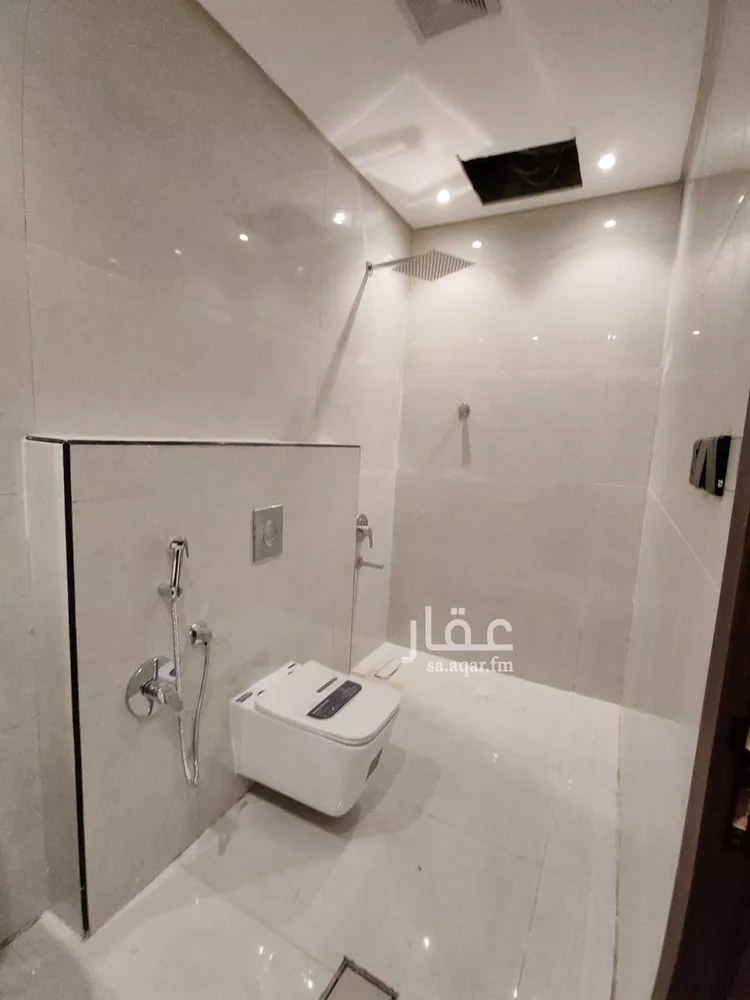 فيلا للبيع في شارع طبرجل, حي اليرموك, مدينة الرياض, منطقة الرياض صورة 5