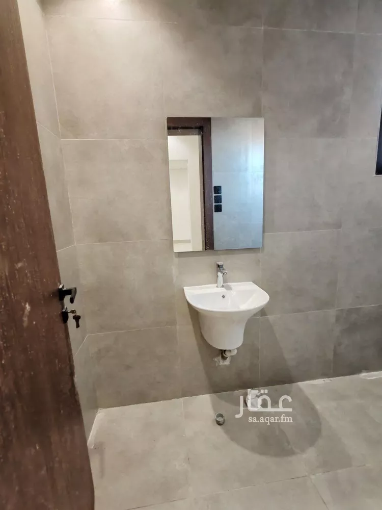 دور للبيع في شارع مسلم, حي اليرموك, مدينة الرياض, منطقة الرياض صورة 3
