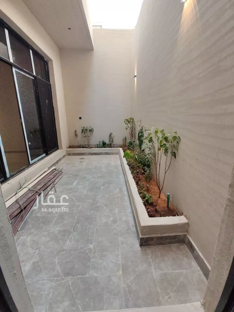 فيلا للبيع في شارع الحنفا, حي اليرموك, مدينة الرياض, منطقة الرياض صورة 3