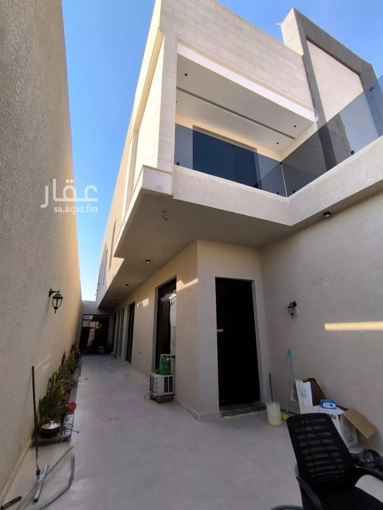دور للبيع في شارع رقم 321, حي المونسية, مدينة الرياض, منطقة الرياض صورة 2