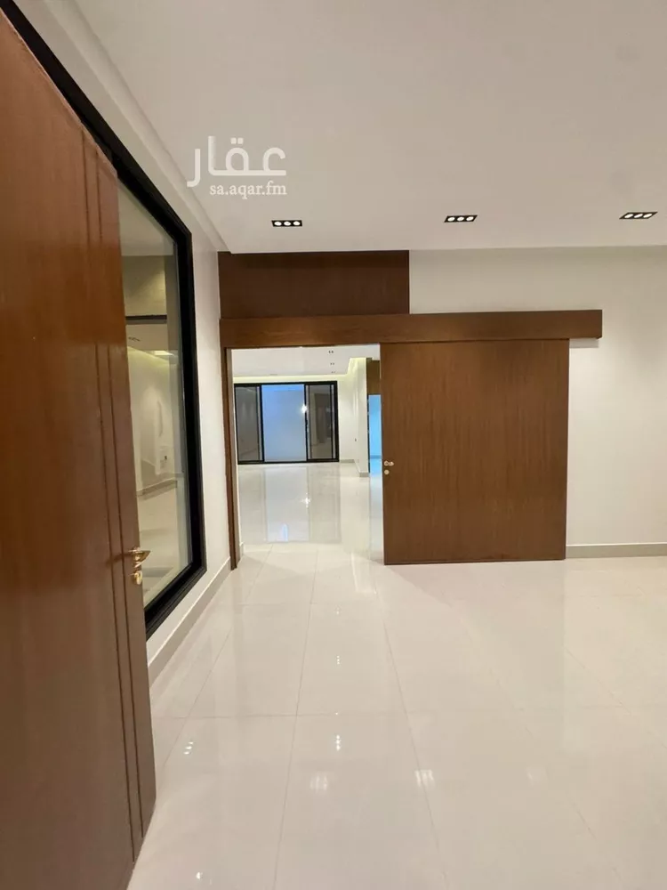 فيلا للبيع في شارع وادي اللجام, حي القادسية, مدينة الرياض, منطقة الرياض صورة 5