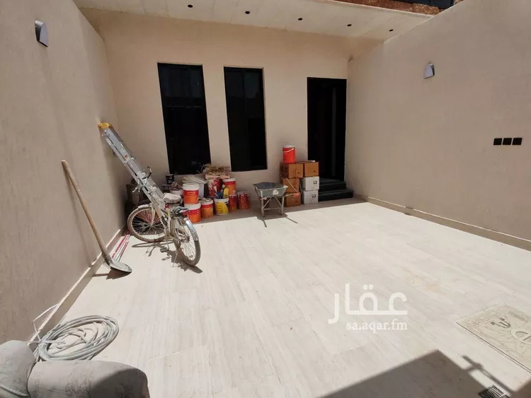 فيلا للبيع في شارع محمد بن المعلى, حي الرمال, مدينة الرياض, منطقة الرياض صورة 2