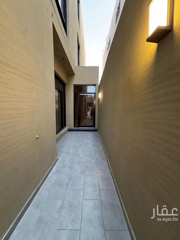 دور للبيع في شارع أبي المعالي بن حنيفة, حي الخليج, مدينة الرياض, منطقة الرياض صورة 4