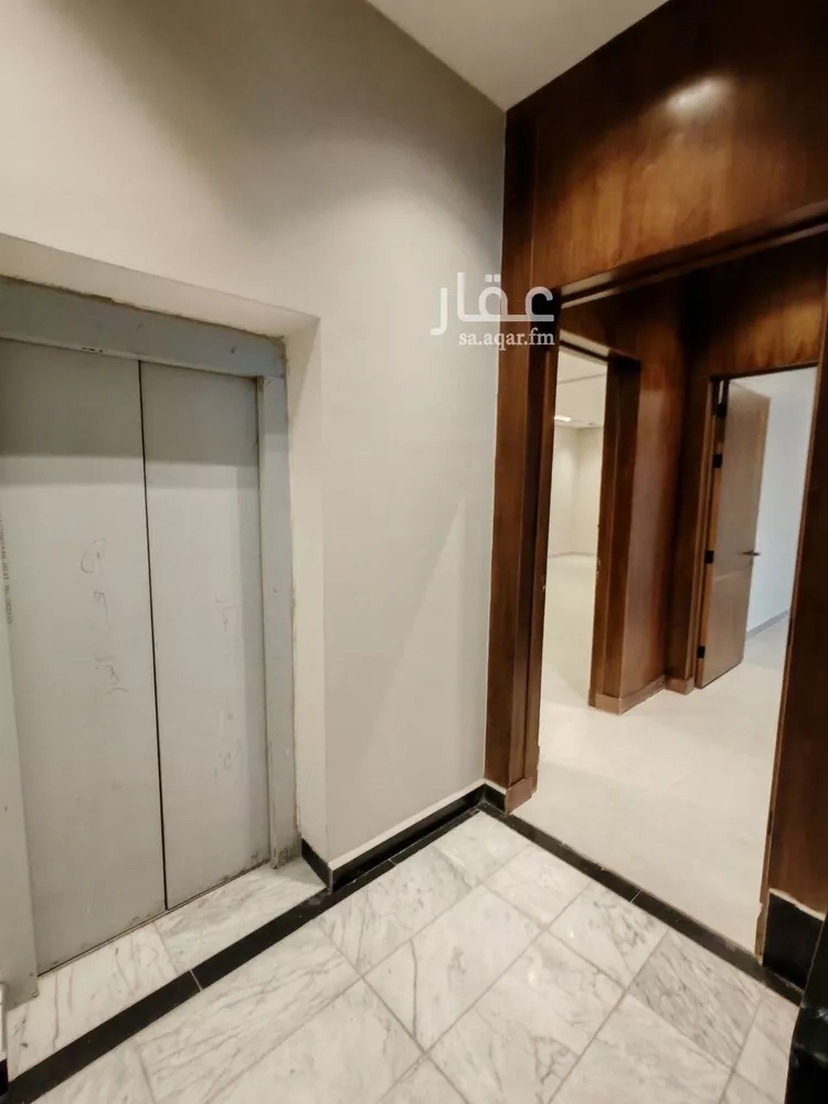 Floor for Sale in Riyadh Al Yarmouk