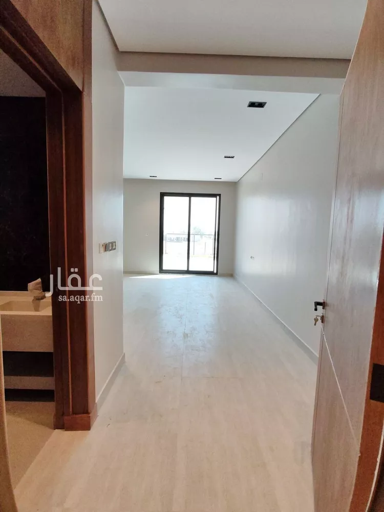 فيلا للبيع في شارع حطين, حي الرمال, مدينة الرياض, منطقة الرياض صورة 5