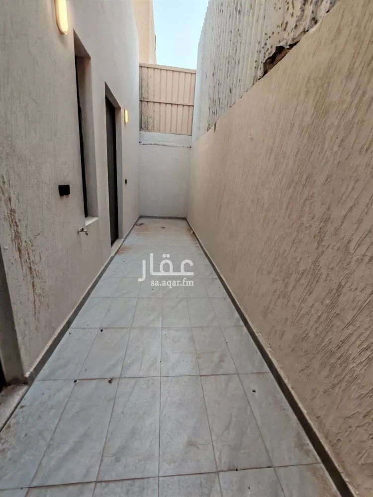 دور للبيع في شارع رقم 204, حي المونسية, مدينة الرياض, منطقة الرياض صورة 4