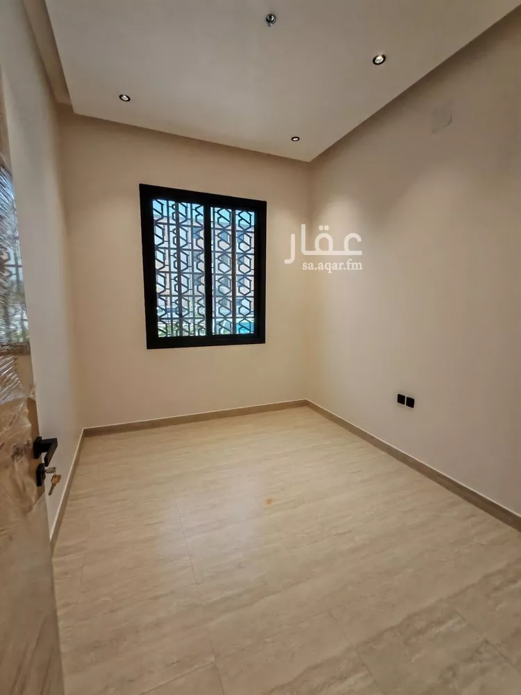 شقة للبيع في شارع عبدالله بن قيس, حي إشبيلية, مدينة الرياض, منطقة الرياض صورة 2