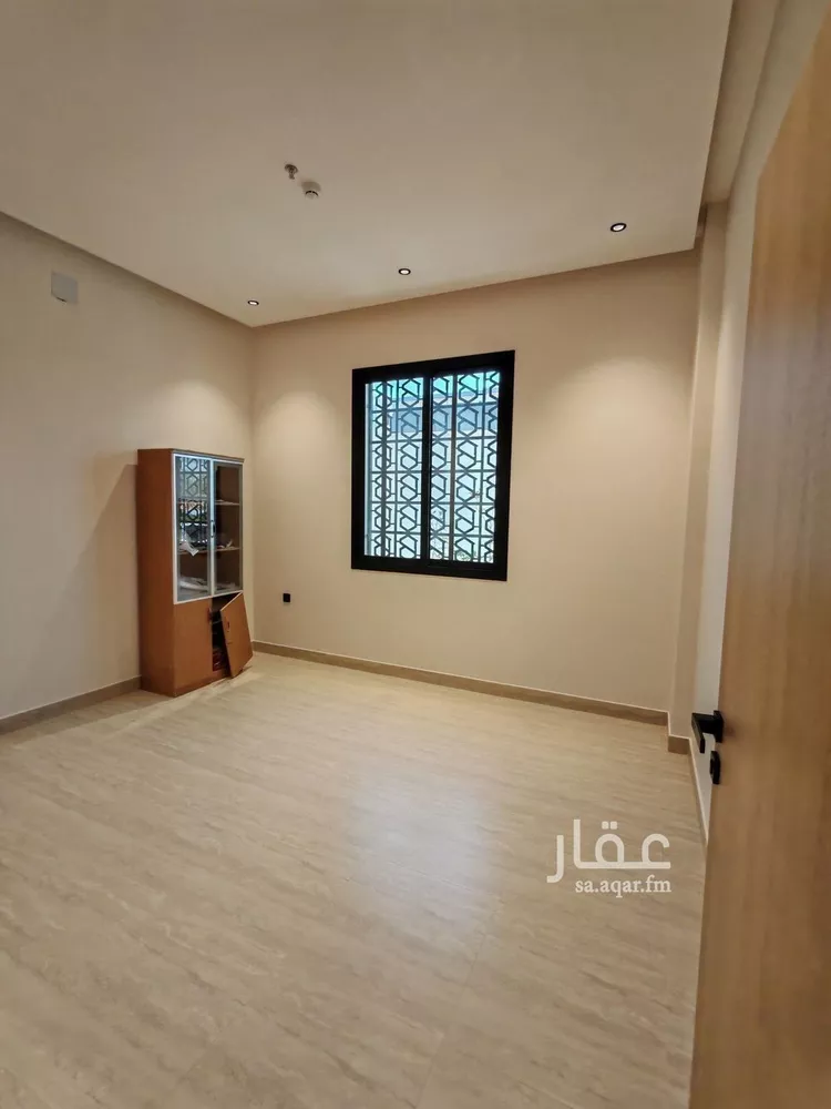 شقة للبيع في شارع عبدالله بن قيس, حي إشبيلية, مدينة الرياض, منطقة الرياض صورة 5