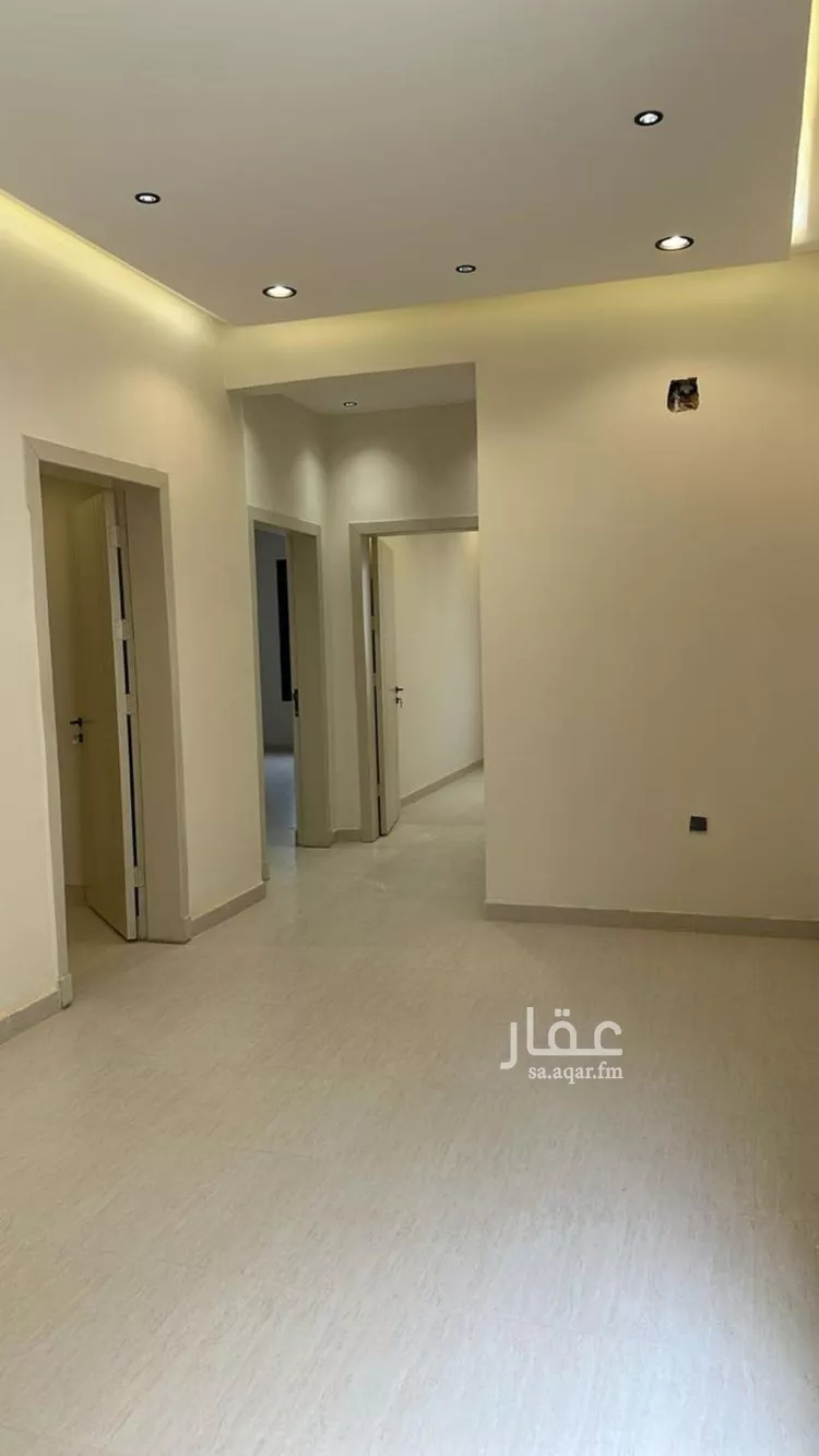 Floor for Rent in Riyadh Al Janadriyah صورة 2