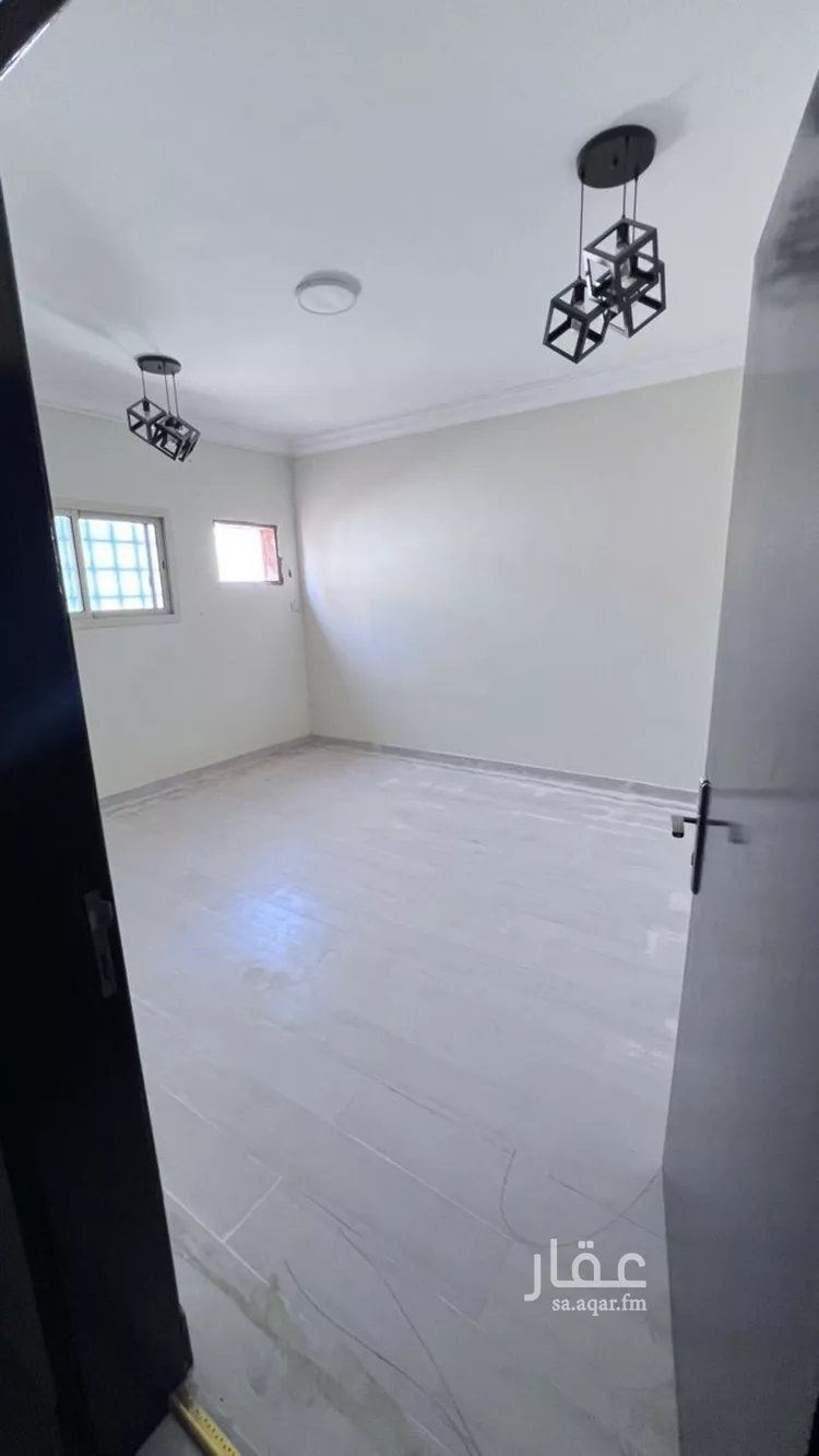 Floor for Rent in Riyadh Al Janadriyah صورة 2