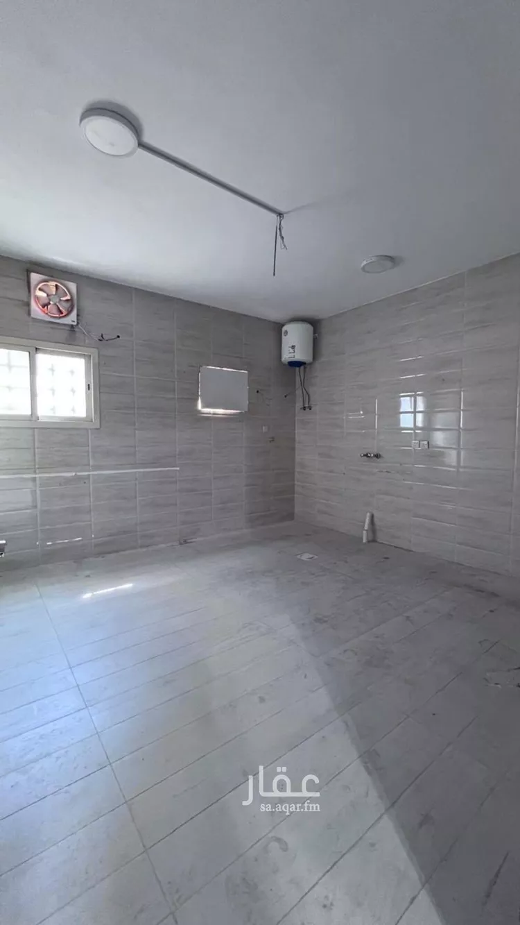 Floor for Rent in Riyadh Al Janadriyah صورة 5