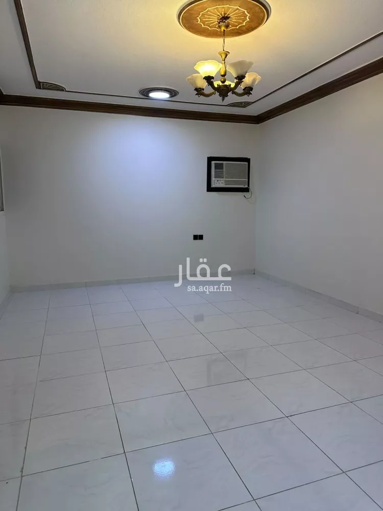 شقة للإيجار في شارع احمد الهواري, حي إشبيلية, مدينة الرياض, منطقة الرياض 4