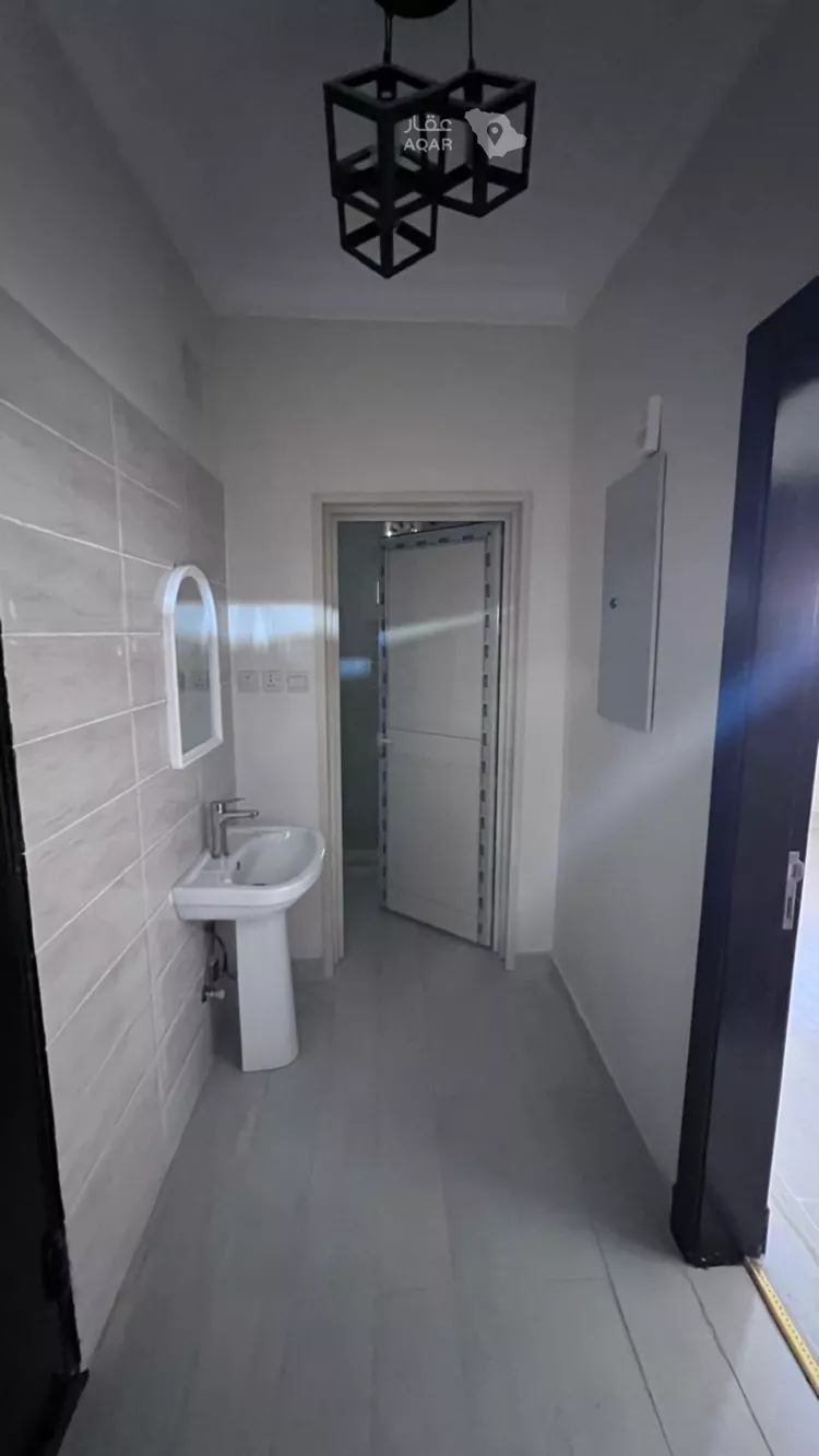 Apartment for Rent in Riyadh Al Janadriyah 7