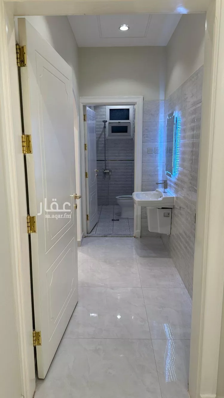 شقة للإيجار في شارع رقم 353, حي الملقا, مدينة الرياض, منطقة الرياض صورة 2