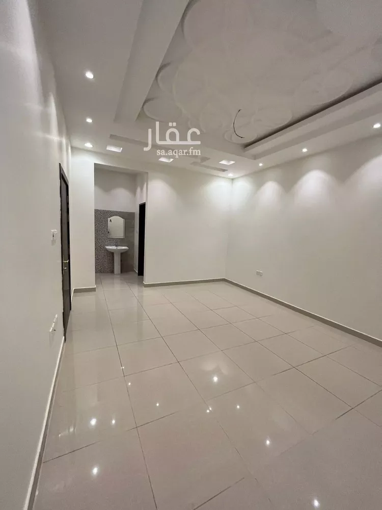 فيلا للإيجار في شارع رقم 498, حي النرجس, مدينة الرياض, منطقة الرياض صورة 2