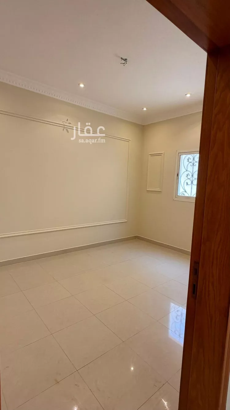 فيلا للإيجار في شارع حلبجة, حي العقيق, مدينة الرياض, منطقة الرياض صورة 3