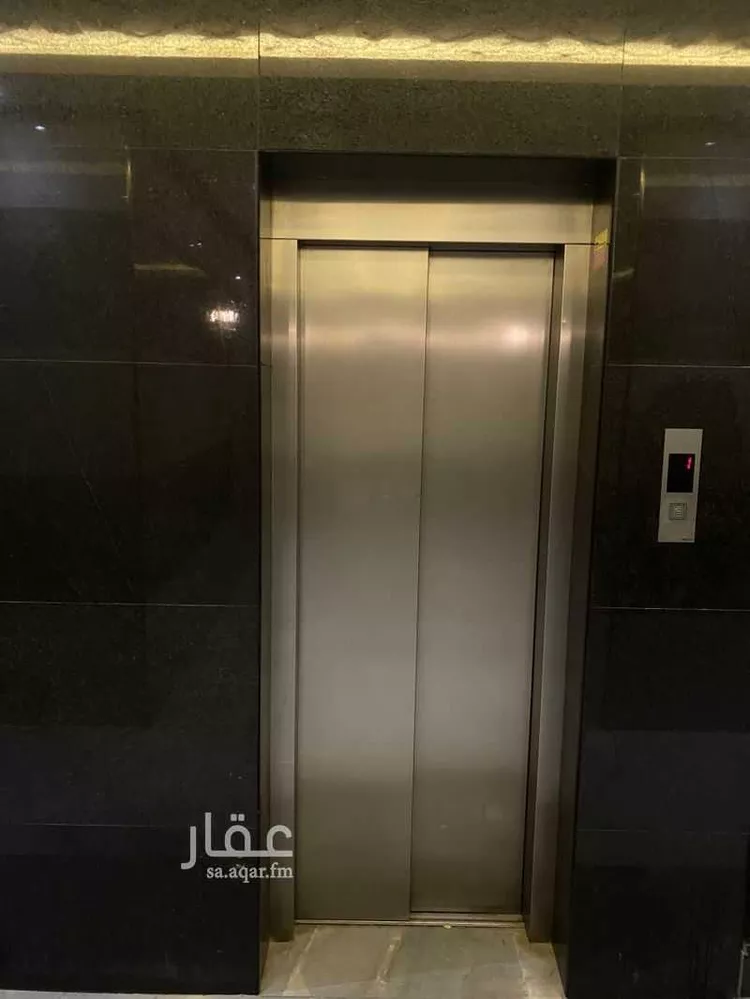 عمارة للإيجار في شارع اللؤلؤة, حي العارض, مدينة الرياض, منطقة الرياض صورة 3