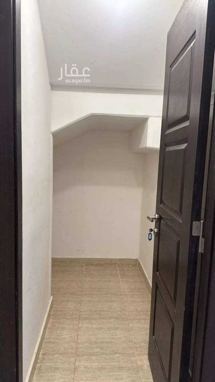 فيلا للإيجار في شارع إبراهيم الموسكي, حي مطار الملك خالد الدولي, مدينة الرياض, منطقة الرياض صورة 3