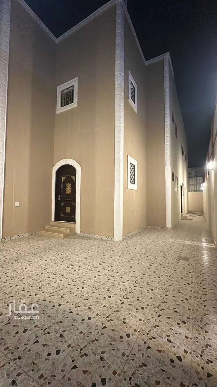 فيلا للبيع في شارع التآخي, حي الدار البيضاء, مدينة الرياض, منطقة الرياض صورة 3