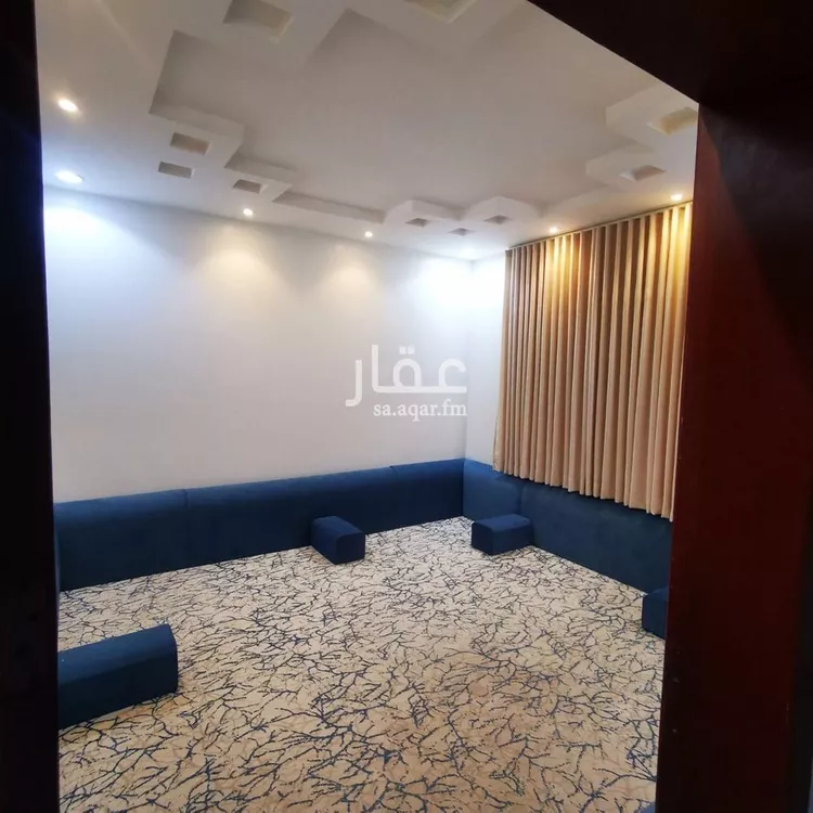 فيلا للإيجار في شارع محمد بن جزي, حي عكاظ, مدينة الرياض, منطقة الرياض صورة 5