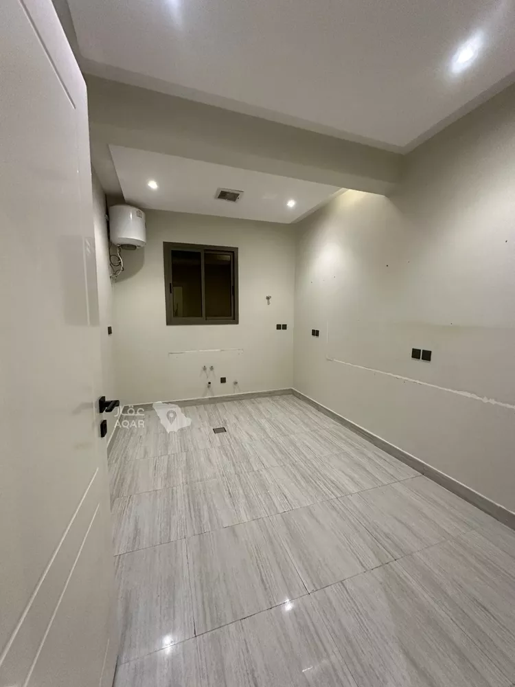 Apartment for Rent in Riyadh Al Maizilah 7