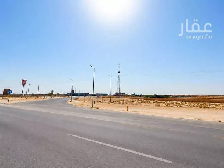 أرض للإيجار في شارع طريق الرياض الدمام السريع, حي محطه اومكو, مدينة بقيق, المنطقة الشرقية صورة 3