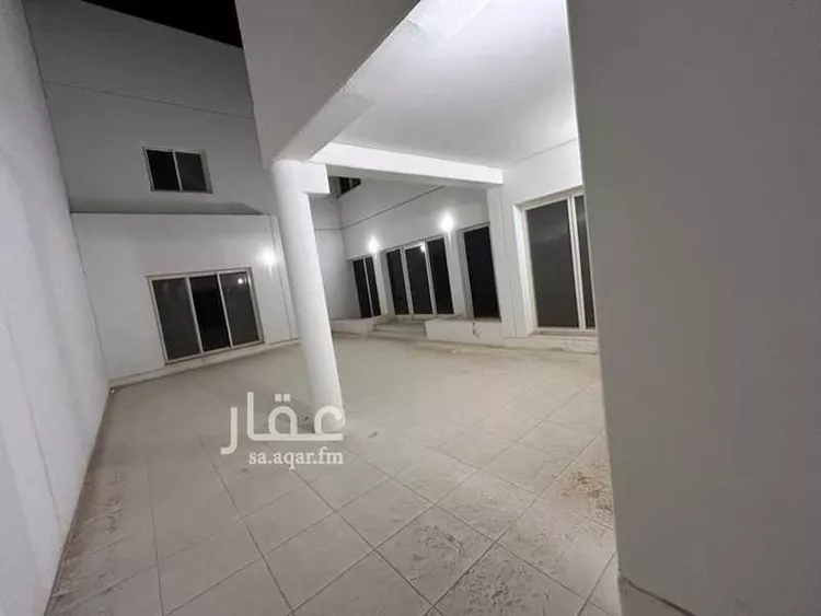 فيلا للإيجار في شارع أحمد بن قطرب ، حي الفاروق ، الرياض ، منطقة الرياض صورة 2