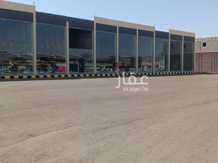 عمارة للإيجار في شارع الملك سلمان بن عبدالعزيز, حي التحلية, مدينة صامطة, منطقة جازان