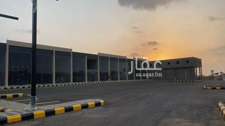 عمارة للإيجار في شارع الملك سلمان بن عبدالعزيز, حي التحلية, مدينة صامطة, منطقة جازان صورة 4