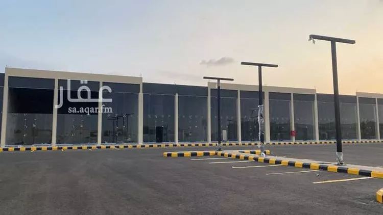 عمارة للإيجار في شارع الملك سلمان بن عبدالعزيز, حي التحلية, مدينة صامطة, منطقة جازان صورة 2