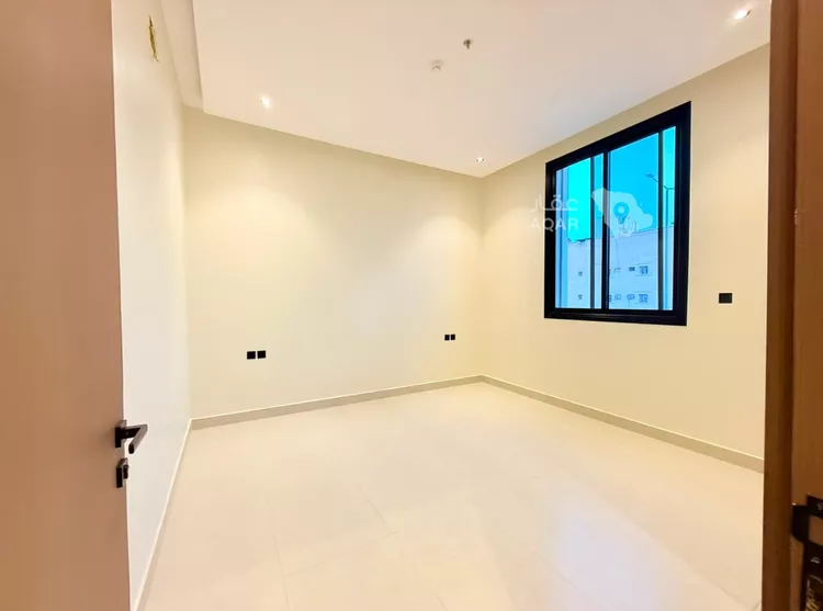 شقة للبيع في شارع المتنبي, حي المعيزيلة, مدينة الرياض, منطقة الرياض صورة 2