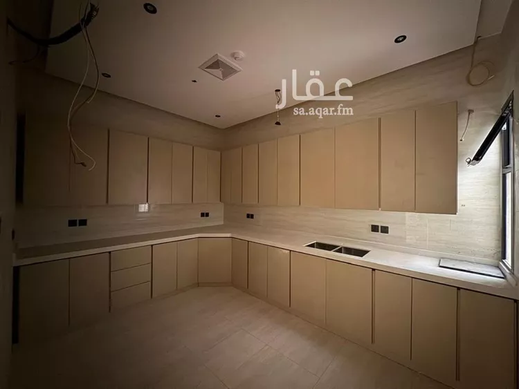 عمارة للبيع في شارع وادي الدواسر, حي القادسية, مدينة الرياض, منطقة الرياض 23