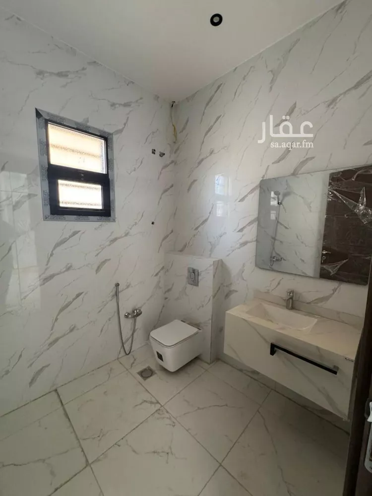 عمارة للبيع في شارع وادي الدواسر, حي القادسية, مدينة الرياض, منطقة الرياض 19