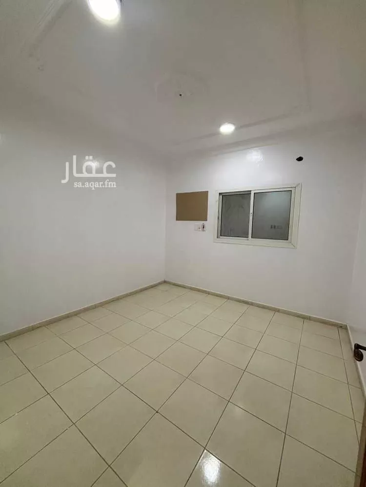 دور للإيجار في شارع اوس بن الارقم, حي طيبة, مدينة الدمام, المنطقة الشرقية صورة 2