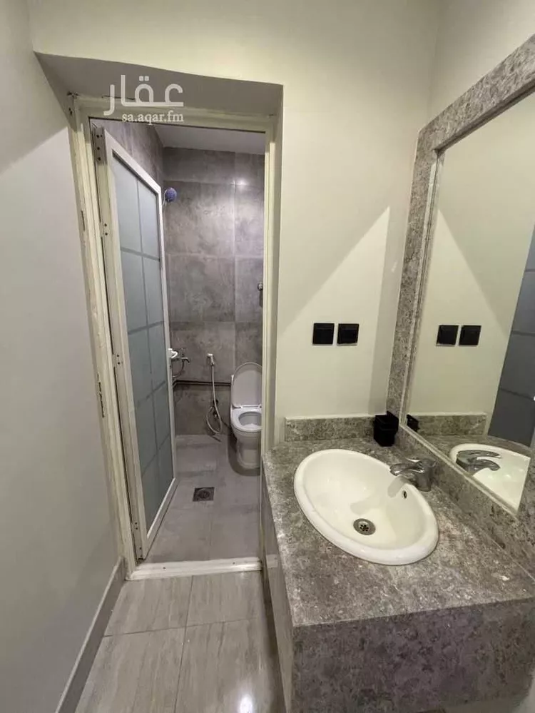 شقة للبيع في شارع الزواوي, حي الزهور, مدينة الدمام, المنطقة الشرقية صورة 2