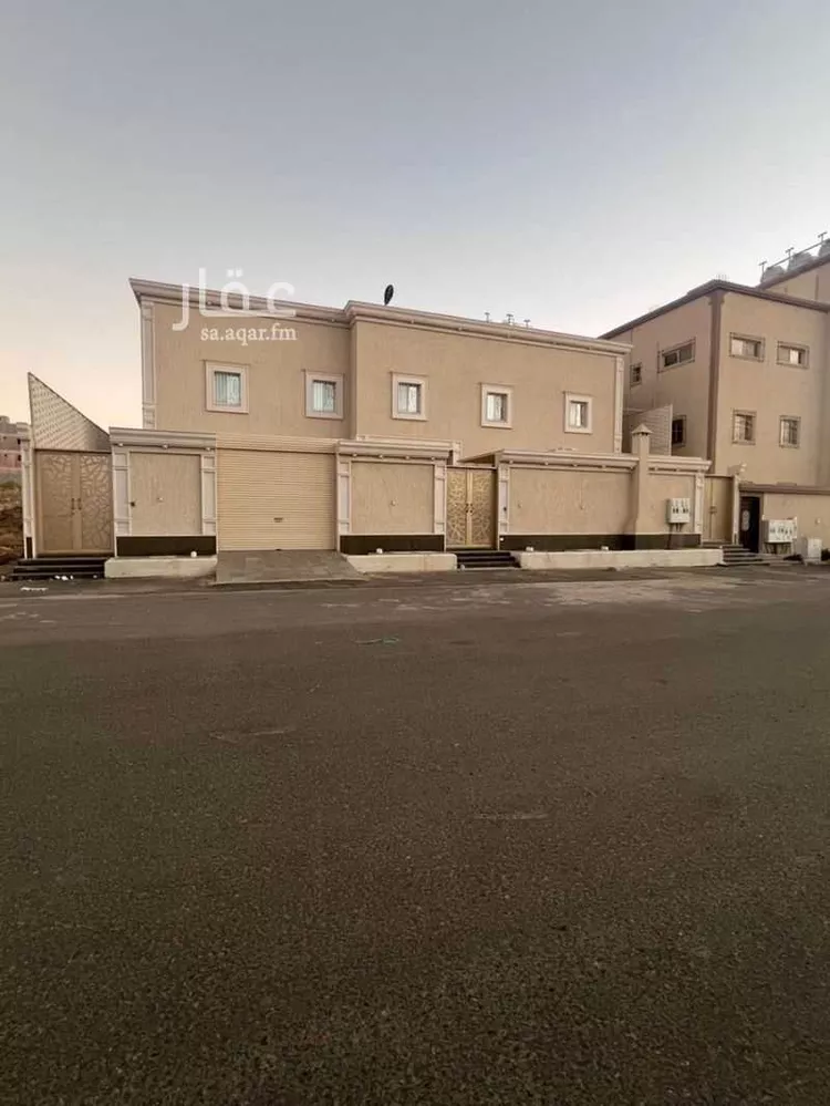 Building for Sale in Jeddah As Sahil