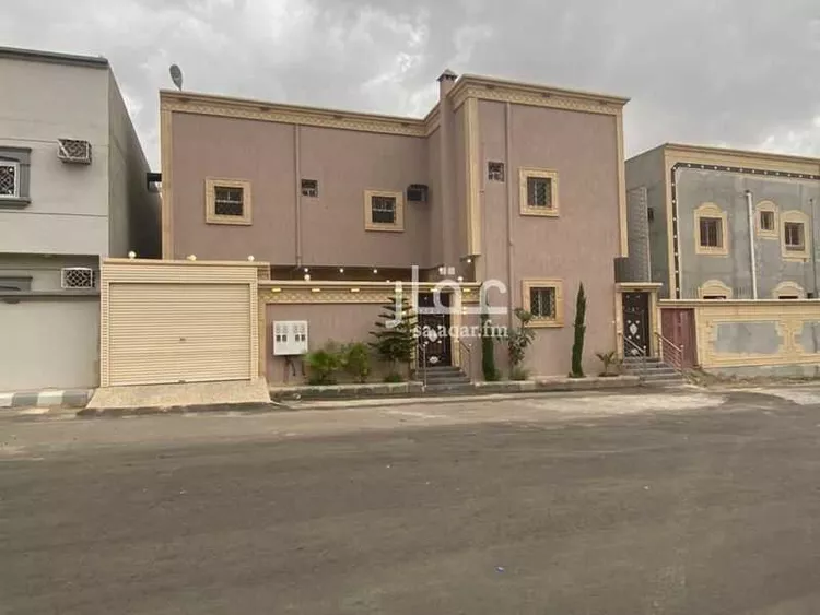 عمارة للبيع في شارع صديق بن عبدالرحمن كمال, حي التعاون, مدينة خميس مشيط, منطقة عسير صورة 4