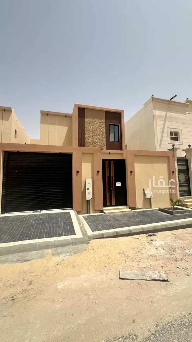 فيلا للبيع في شارع حي ج13 85, حي البساتين - بقيق, مدينة بقيق, المنطقة الشرقية