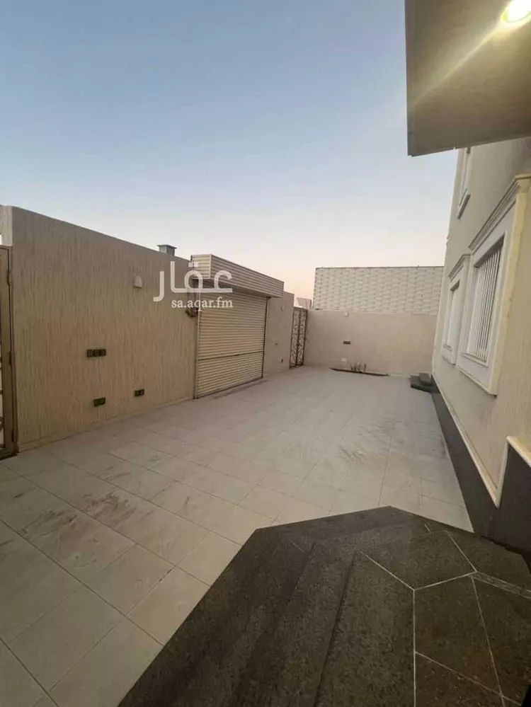عمارة للبيع في شارع الرقة, حي الزهور, مدينة أبها, منطقة عسير صورة 5
